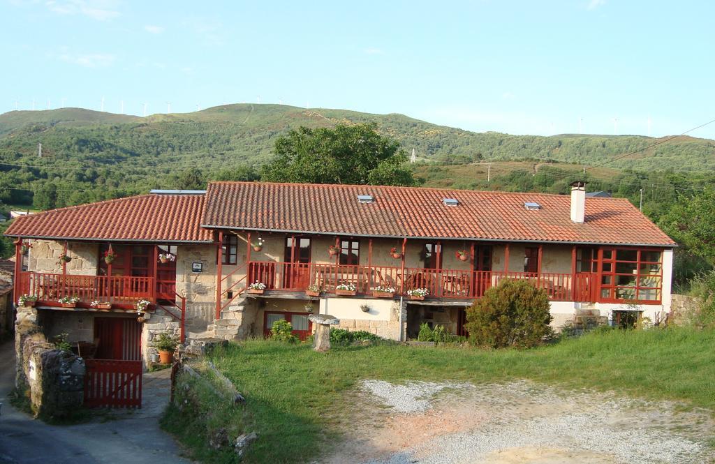 A Casa Da Eira Pensionat Cerreda Exteriör bild