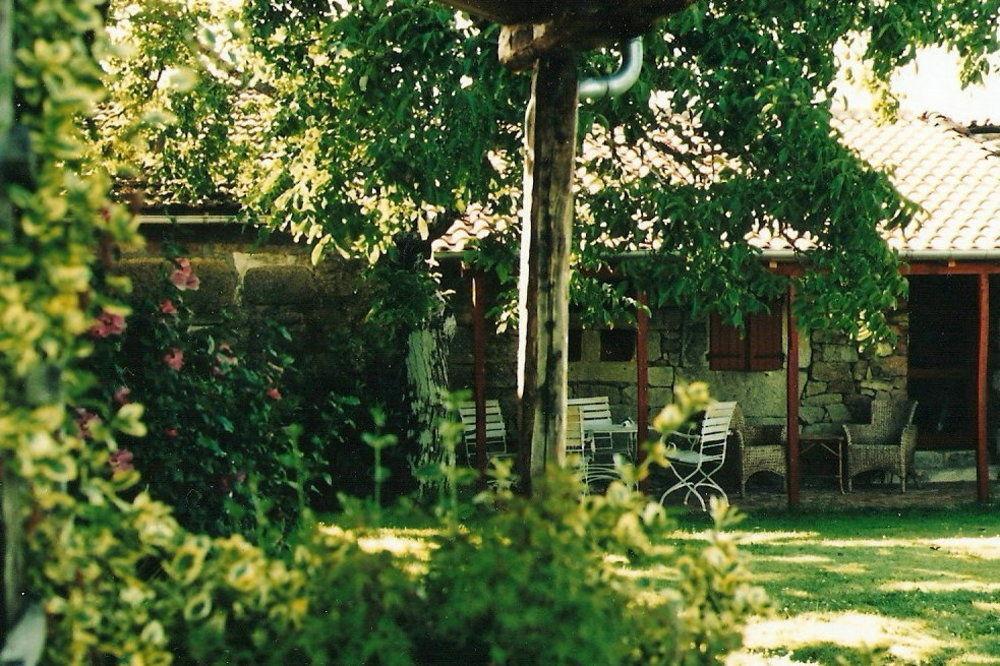 A Casa Da Eira Pensionat Cerreda Exteriör bild