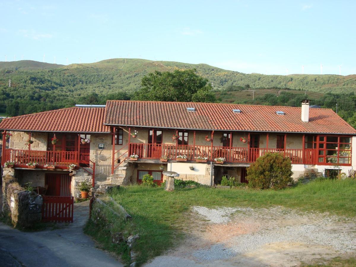 A Casa Da Eira Pensionat Cerreda Exteriör bild